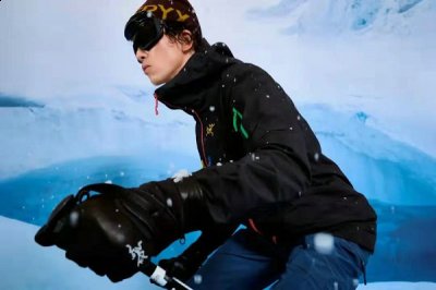 始祖鸟 Arc’teryx 全潮牌资讯新 Rush Jacket 滑雪服释出