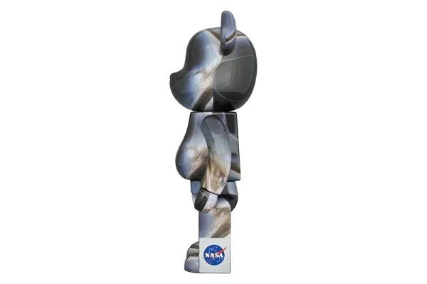 NASA x MEDICOM Toy 全新联潮牌资讯名 BE@RBRICK 黑洞系列释出