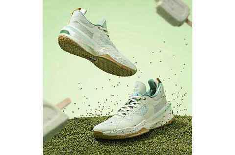 绿豆沙匹克闪现 3 配色潮牌资讯鞋款上架，夏季专属设计