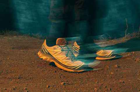萨洛蒙 XT-6 全新「迷雾蓝潮牌资讯」配色鞋款即将上市，冷峻岩石