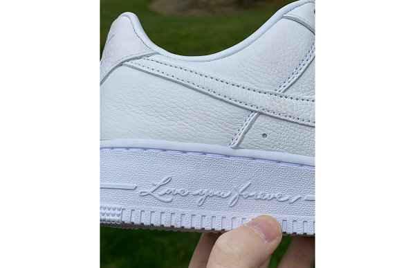 Drake x 耐克联名 AF1“潮牌品牌Certified Lover Boy”联名鞋款曝光（Drake x 耐克联名 AF1“Certified Lover Boy”联名鞋款曝光）