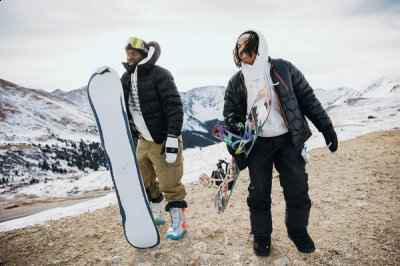 Virgil Abloh x Burton 单板潮牌信息滑雪联名系列抢先预览（Virgil Abloh x Burton 单板滑雪联名系列抢先预览）