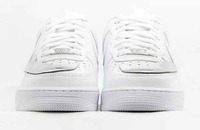 届时 UNITED A潮牌商城RROWS 将独占发售(CDG x 耐克 Air Force 1 全新联名鞋款即将登场) 届时 UNITED A潮牌商城RROWS 将独占发售(CDG x 耐克 Air Force 1 全新联名鞋款即将登场)