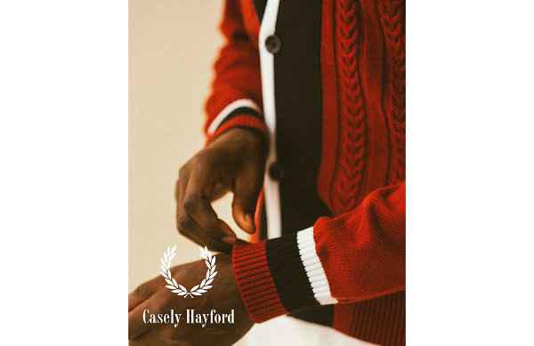 老牌英伦时尚 Fred Per潮牌资讯ry 便曾与 Casely-Hayford 有过合作（Fred Perry x Casely-Hayford 全新秋季联名系列发布）