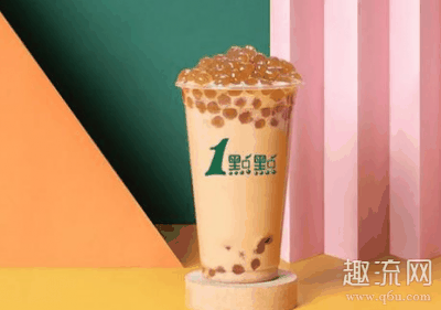 这个叫法是出自抖潮牌资讯音博主遵化二达子（一黑黑是什么奶茶 一黑黑奶茶好喝吗）