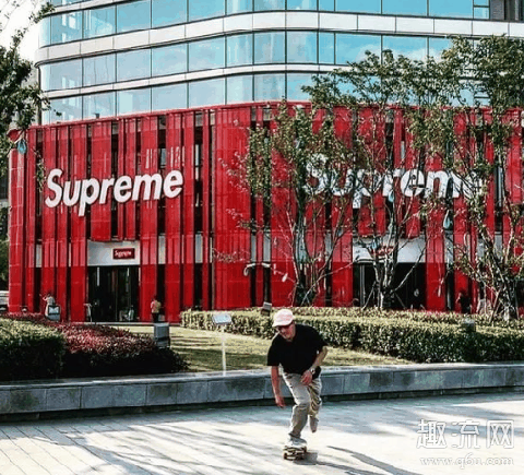 Supreme为什么在中国没有店铺 Supreme为什么在中国很贵