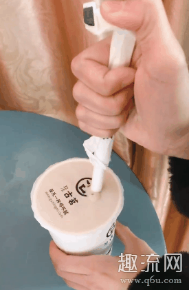 为什么奶茶店吸管换成纸吸管 纸吸管怎么插奶茶