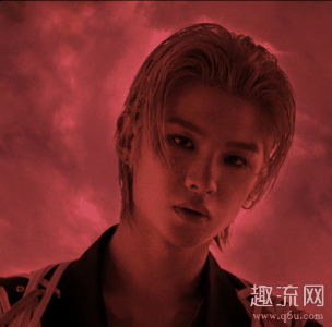 对于明星潮牌商城父母欠钱（黄明昊老赖之子是怎么回事 黄明昊母亲是老赖吗）
