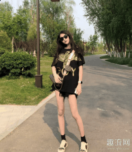 这种风格本身潮牌信息就不太好掌握（穿boy会不会显得很土 穿boy的大多是哪类人）