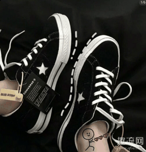 黑色上脚感觉潮牌商城还是很棒的（匡威onestar黑色怎么搭配?选择这样出街穿搭准没错!）