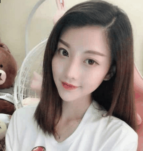 之前的快手也是潮牌商城有不少的网红的（快手乐宝宝四分钟视频 快手乐宝宝同时被四个人睡是真的假的）