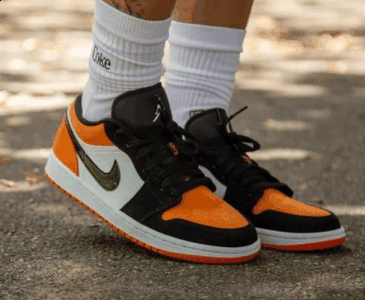 再加上aj1潮牌品牌 low是皮质的（aj1low袜子配什么袜子好看 aj1 low夏天穿会不会显得蠢）