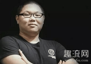PDD依旧待潮牌汇潮牌网在家里（PDD是谁 PDD生日大开party）