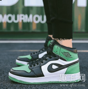 还是会有潮牌信息很多人买（AJ1脚感是不是特别硬 AJ1脚感不好为什么还有那么多人买）