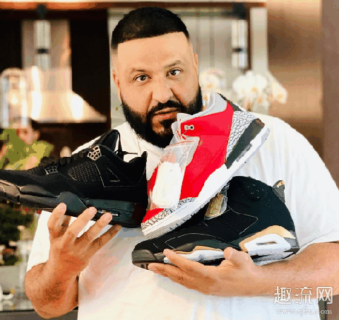 DJ Khaled上脚Air Jordan 4 OVO “Splatter” DJ Khaled晒三双狠货球鞋