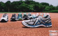 Saucony被誉为是“运潮牌商城动鞋中的劳斯莱斯”(跑鞋四大品牌都有哪些品牌 四大跑鞋如何排名)