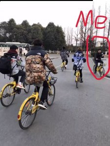  再配合来自中国的潮牌神秘力量（山寨货）（容易撞的衣服和鞋子有哪些 怎样买衣服鞋子不会撞）