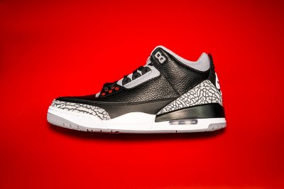  Air Jordan 3 “Black Cement” 将于潮牌品牌 2 月 10 日早上 9:00 正式登陆 Nike 中国官网（AJ3黑水泥怎么搭配 AJ3黑水泥2018上脚搭配图集）