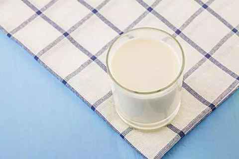 豆浆和牛奶喝哪个好 常喝牛奶和常喝豆浆的人差多少