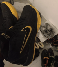 KOBE AD MID透气性很差吗潮牌资讯 KOBE AD MID可以打水泥地吗（KOBE AD MID透气性很差吗 KOBE AD MID可以打水泥地吗）