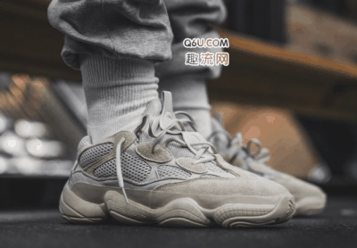  Yeezy鞋为何这么贵 yeez潮牌资讯y是侃爷和史密斯共同设计的鞋款（Yeezy系列算不算球鞋 侃爷的椰子有篮球鞋吗）