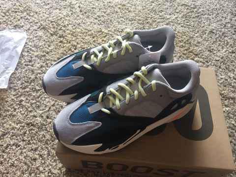 Yeezy Boost 700 Runner实物开潮牌箱 Yeezy Boost 700 Runner细节鉴赏（Yeezy Boost 700 Runner实物开箱 Yeezy Boost 700 Runner细节鉴赏）