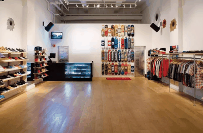 周一至周潮牌六；12-6（Supreme店铺的地址都在哪 Supreme全球店铺地址合集）