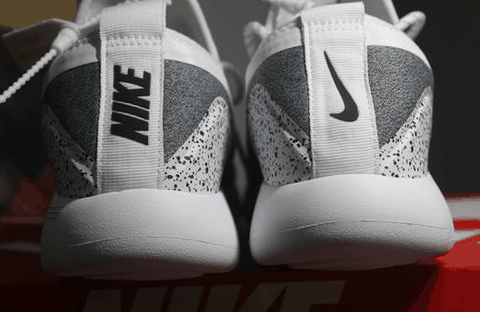 耐克lunarcharge运动鞋开箱图 Nike lunarcharge休闲鞋实物欣赏