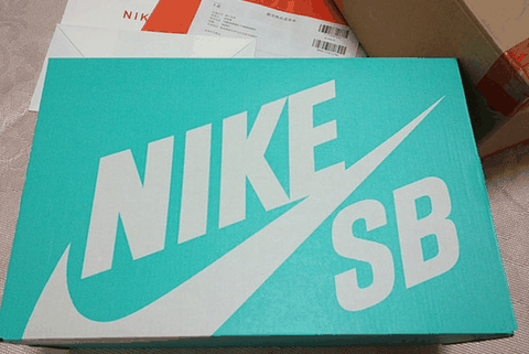 喜欢的小伙伴潮牌汇潮牌网店可以自行购买（Nike SB DUNK