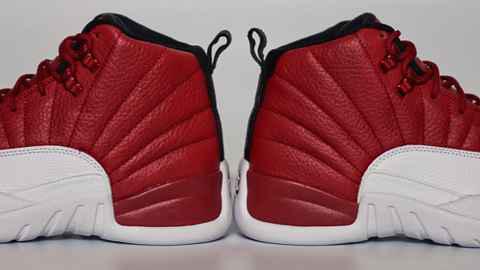 球鞋自身条件也潮牌是很重要的因素（Air Jordan 12 'Gym Red' 开箱图 AJ12 Gym Red细节赏析）