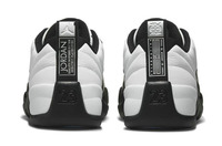 算上此前曝光的潮牌 AJ1 及 Jordan Legacy 312 Low(中国限定 AJ12 Low“25 Anniversary”配色鞋款即将来袭) 算上此前曝光的潮牌 AJ1 及 Jordan Legacy 312 Low(中国限定 AJ12 Low“25 Anniversary”配色鞋款即将来袭)