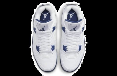 近期 Jordan Brand 也将“Midnight Na潮牌商城vy”这一经典配色方案复制到 Air Jordan 4 之上（午夜蓝 AJ4 全新“Midnight Navy”配色鞋款即将来袭）