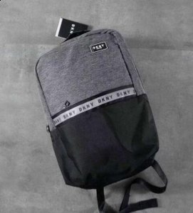 dkny属于轻奢吗  2022秋冬潮牌新款推荐（dkny属于轻奢吗 ）