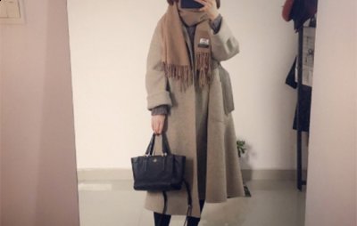 燕麦色大衣配什么色围巾 燕麦色大衣怎么搭配好看  2022秋冬潮牌新款推荐（燕麦色大衣配什么色围巾 燕麦色大衣怎么搭配好看 ）