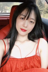 如果追求凉爽效果哪种潮牌品牌比较好看？（炎热夏季就该穿着沙滩裙去海边！ ）