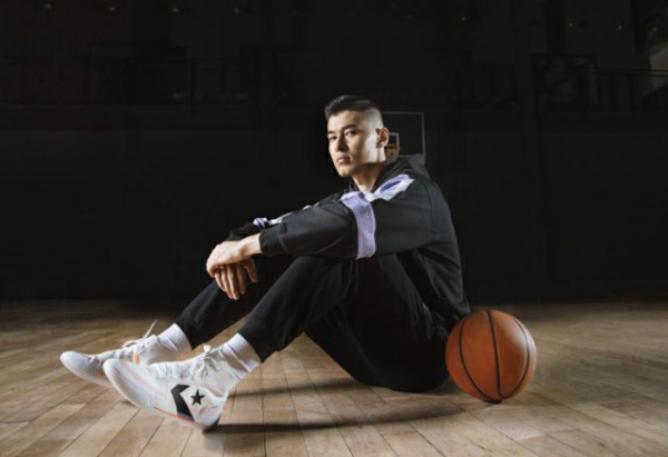 匡威真要回归篮球市场，签约阿不都沙拉木成中国篮球首位代言人