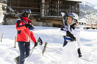  法国知名滑雪运动品牌 ROSSIGNOL 2023 推出全新情侣滑雪装备 潮牌冬季如何御寒提醒（ROSSIGNOL 全新情侣款滑雪装备推出）