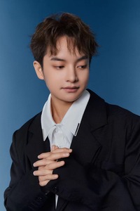 周正汉春日与诗时尚蓝调大片庆生!满怀热爱 逐光前行 玩家最喜爱潮牌有哪些?(周正汉春日与诗时尚蓝调大片庆生!满怀热爱 逐光前行) 周正汉春日与诗时尚蓝调大片庆生!满怀热爱 逐光前行 玩家最喜爱潮牌有哪些?(周正汉春日与诗时尚蓝调大片庆生!满怀热爱 逐光前行)