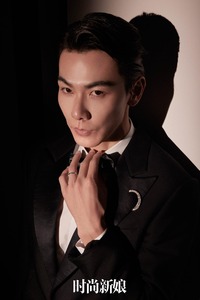 另一种是忠于本心的成熟爱情 2023潮牌新款推荐(不张扬,却醒目 陈紫函戴向宇携手LUEUR典藏珠宝低调秀爱) 另一种是忠于本心的成熟爱情 2023潮牌新款推荐(不张扬,却醒目 陈紫函戴向宇携手LUEUR典藏珠宝低调秀爱)