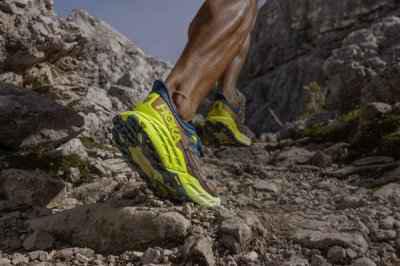 Hoka One One 全新飞速羚羊潮牌资讯 5 跑鞋上市，超酷「鲨齿」外底！