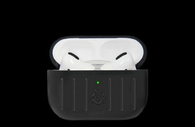 RIMOWA 日默瓦全新潮牌信息 AirPods-Pro 保护壳释出