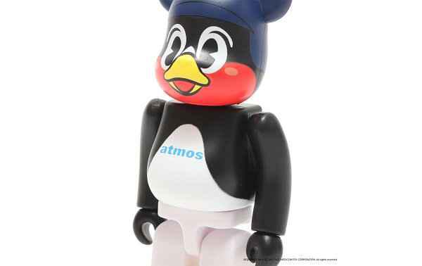 atmos x Tokyo Yakult Swallochaopai.com潮牌汇店ws 全新联名 BE@RBRICK 玩偶公布（atmos x Tokyo Yakult Swallows 全新联名 BE@RBRICK 玩偶公布）