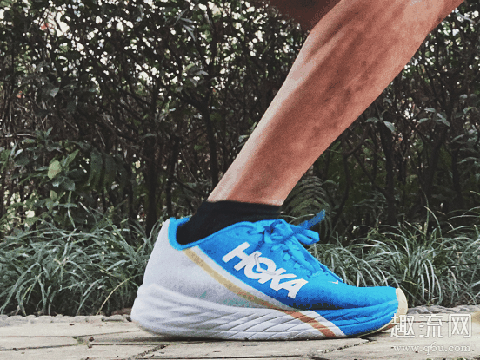 Rocket X碳板跑鞋测评 HOKA ONE ONE Rocket X、Evo Carbon Rocket和Carbon X 对比