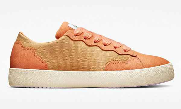 此番官方挑选了 Conv潮牌erse Pro Leather 板鞋为基础展开（Golf Le Fleur x 匡威全新联名 GLF 2.0 鞋款系列释出）