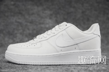 AF1和AJ1尺码一样么 AF1和AJ1哪个经典