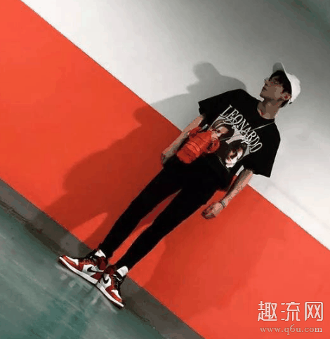 为什么男生喜欢AJ 男生送女生AJ代表什么