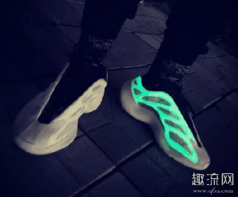 yeezy700v3如何才会夜光 yeezy700v3夜光持续多久