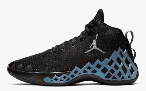 Jumpman Diamondhe和驭帅13哪个好 Jumpman Diamondhe和驭帅13哪款更适合小前锋