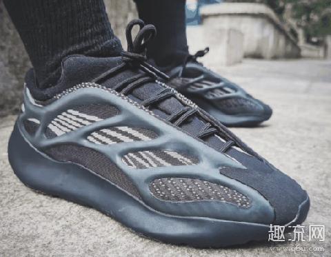 Yeezy 700 V3 “Black”配色上脚赏析 椰子700怎么清洗