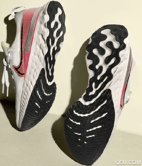 Nike Infinity React Run发售 所谓的性能跑鞋都有些什么性能